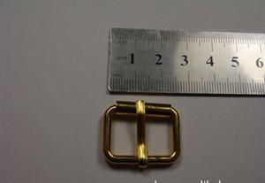 电镀滑动针扣箱包 内径20mm D字管桶扣具的全面解析
